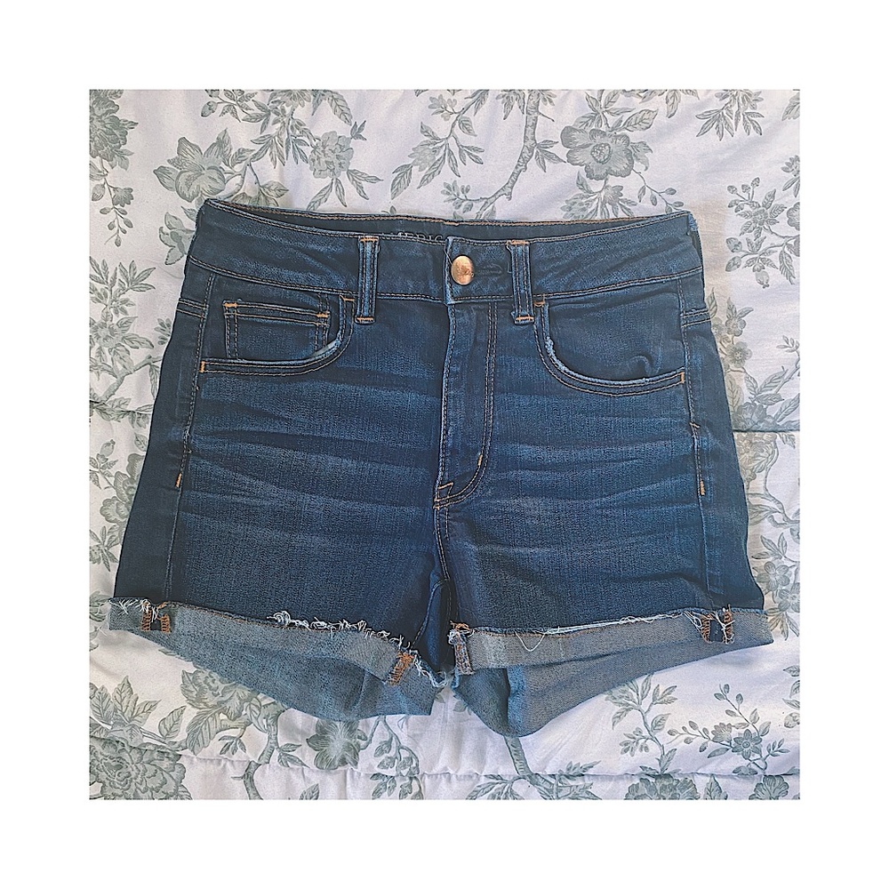 AEO hi-rise dark wash denim shorts (SIZE 6)☀️
